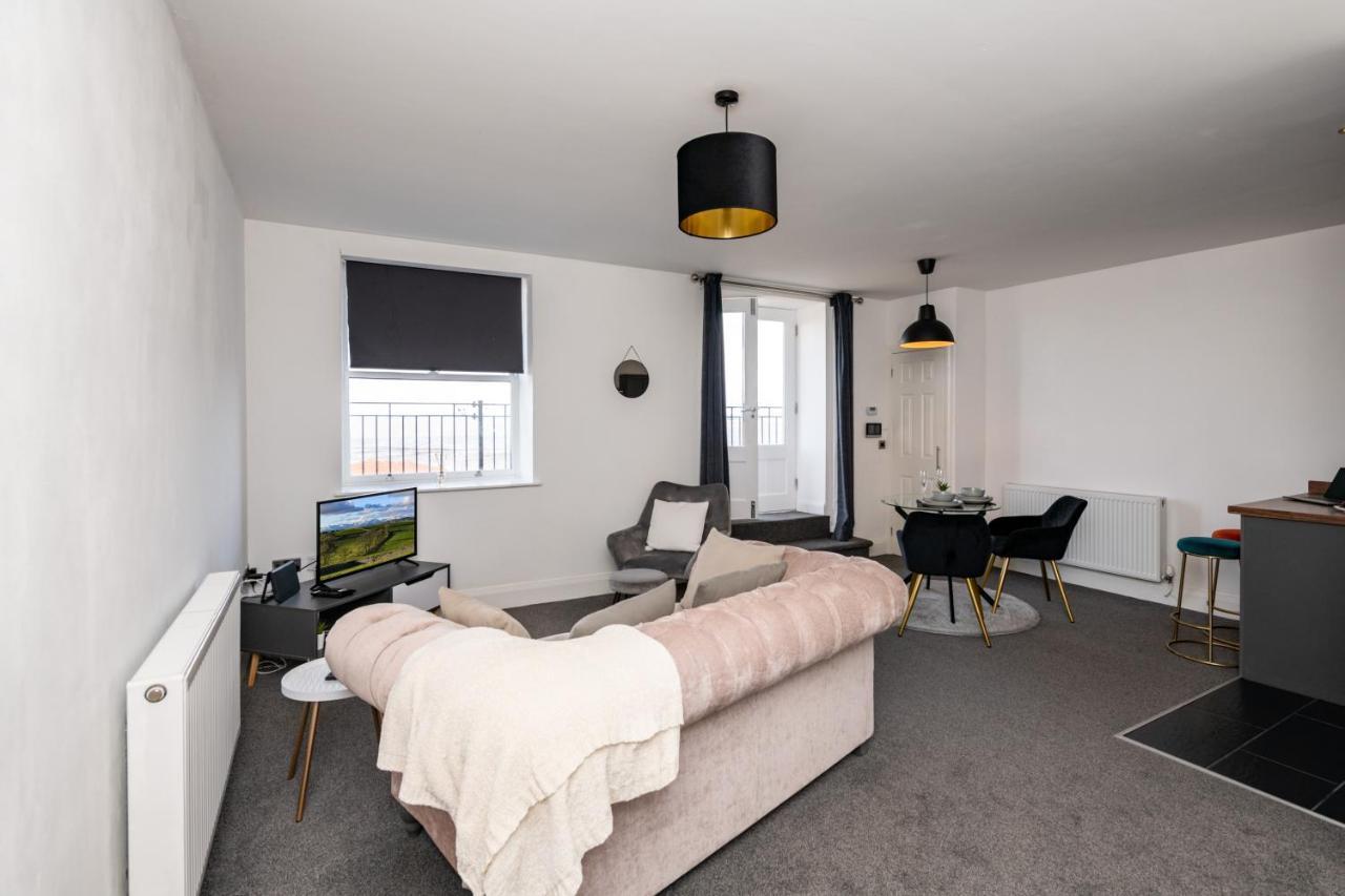 The Croston Balcony Apartment- Morecambe Central Promenade, Beach Front And Sea Views Exteriér fotografie