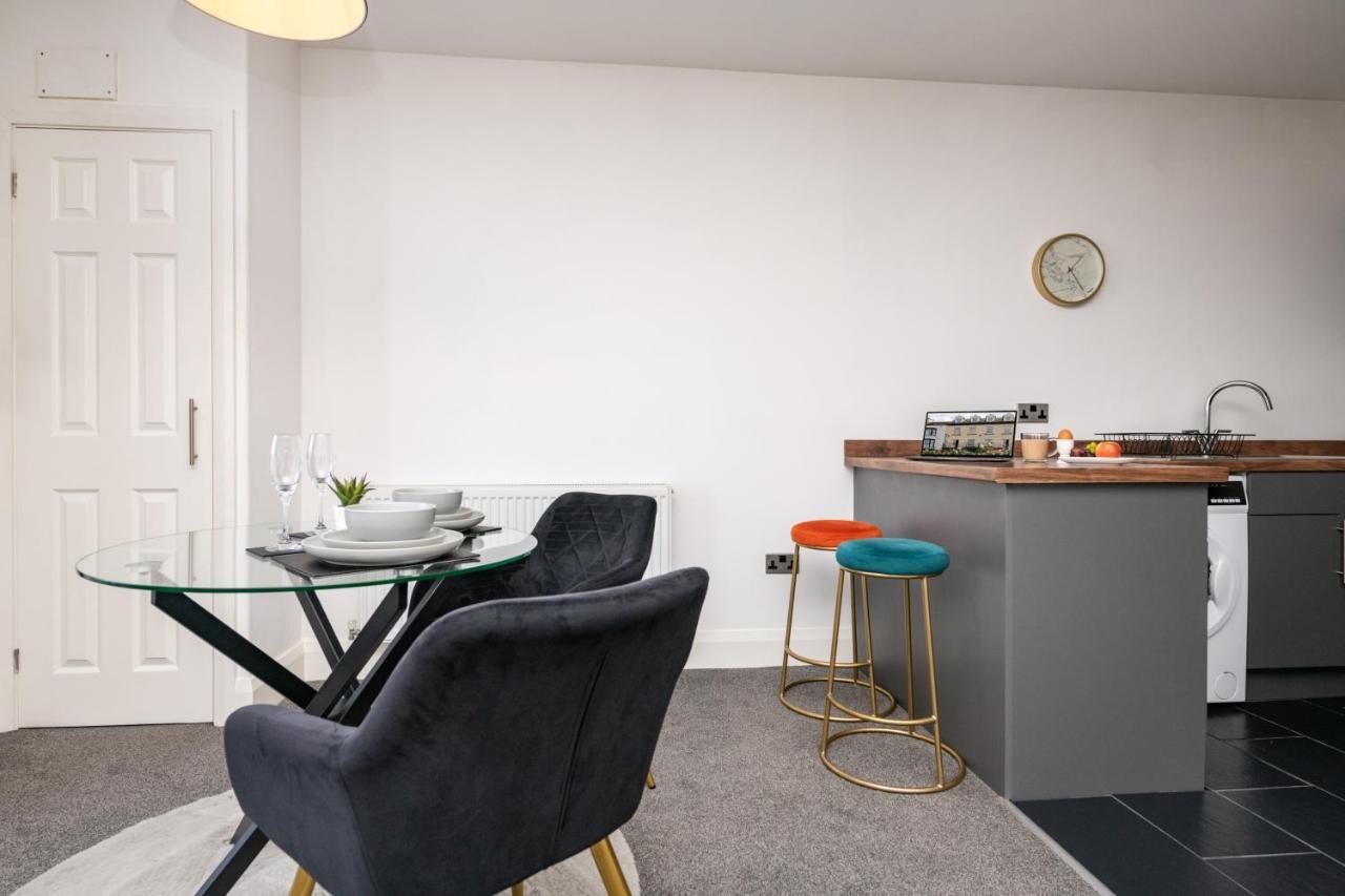 The Croston Balcony Apartment- Morecambe Central Promenade, Beach Front And Sea Views Exteriér fotografie